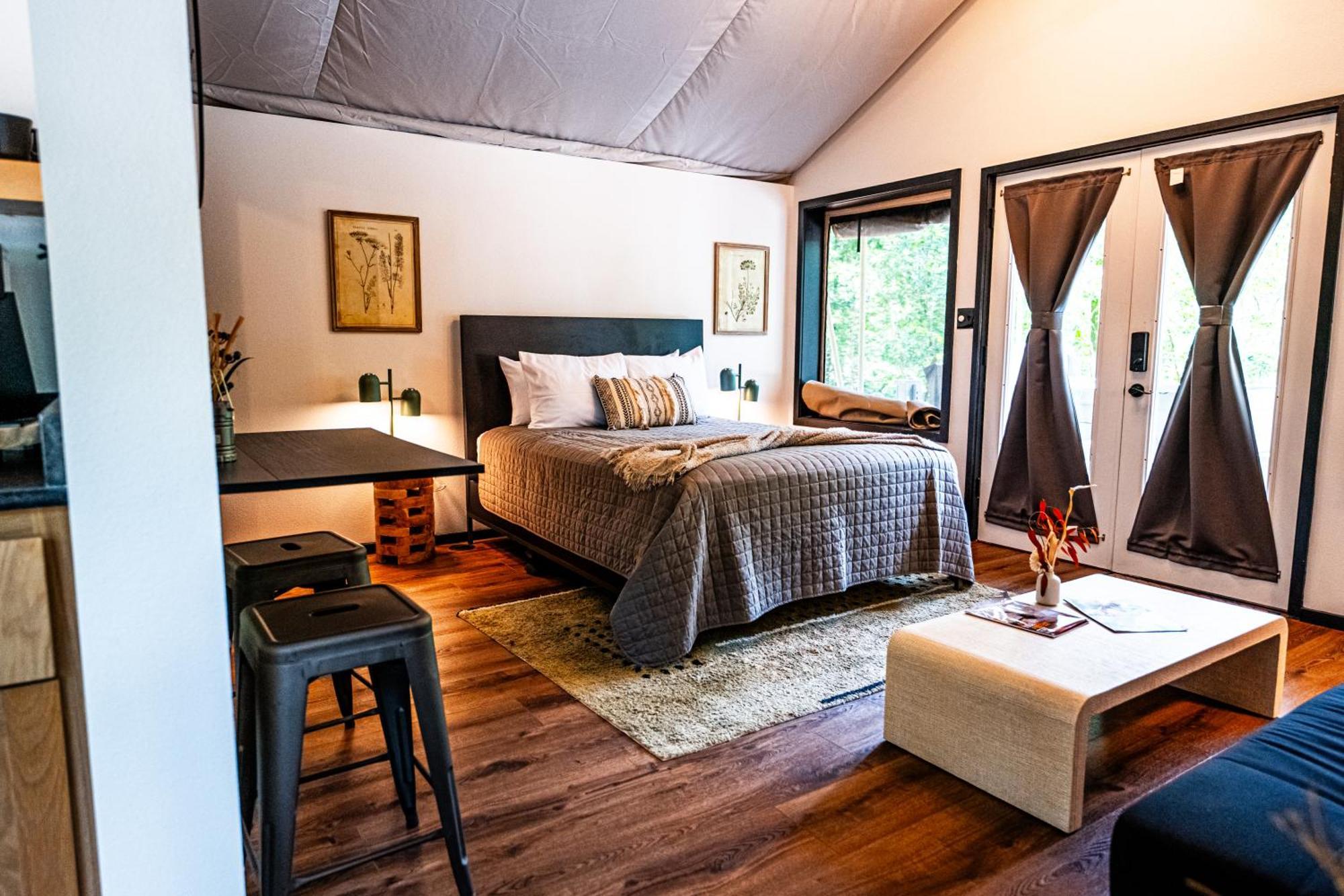 Starlight Haven Hot Springs Ξενοδοχείο Εξωτερικό φωτογραφία